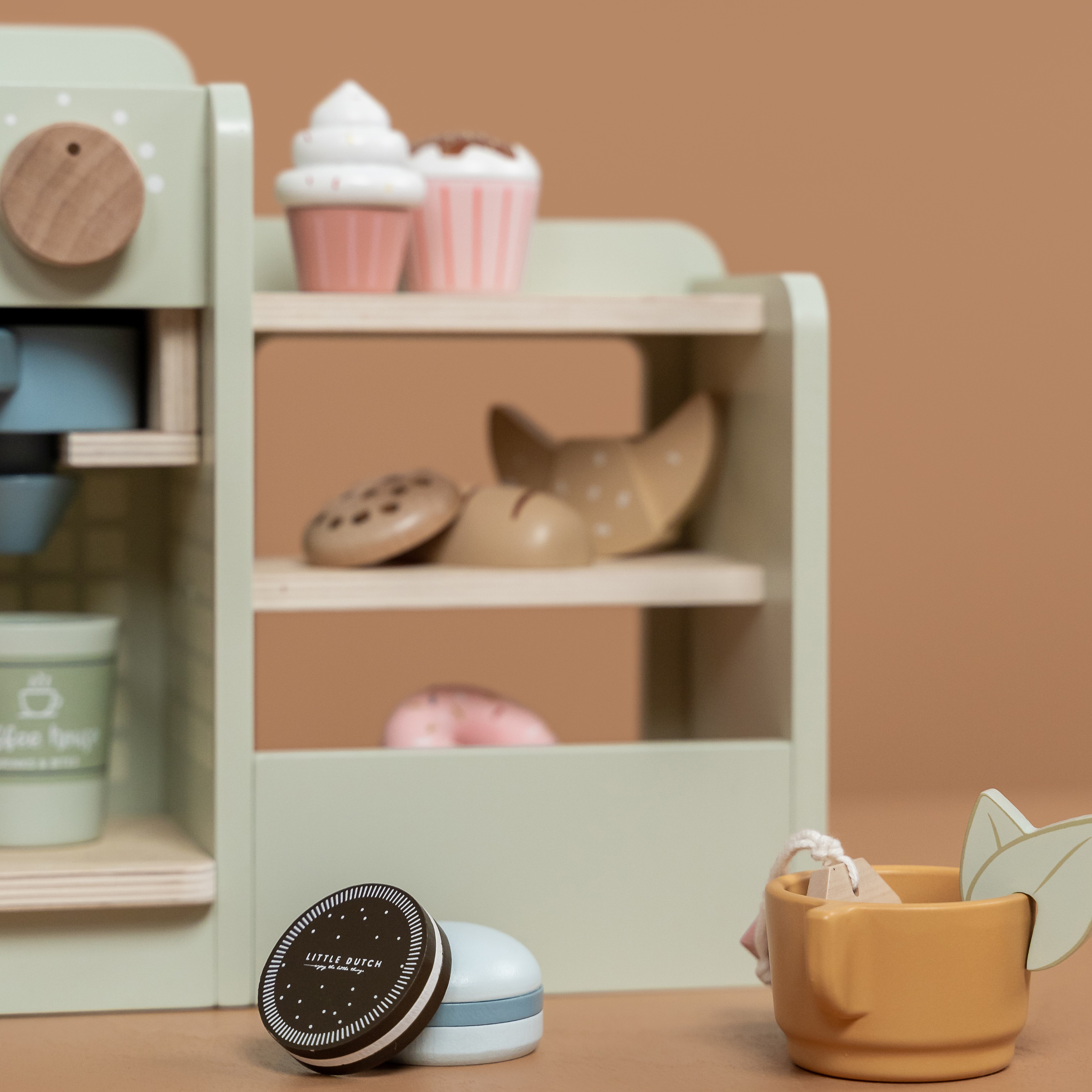 Little Dutch, Kawiarenka