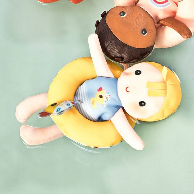 Lilliputiens, Laleczka do kąpieli Gaspard 6 m+ Lilliputiens, Laleczka do kąpieli Gaspard 6 m+