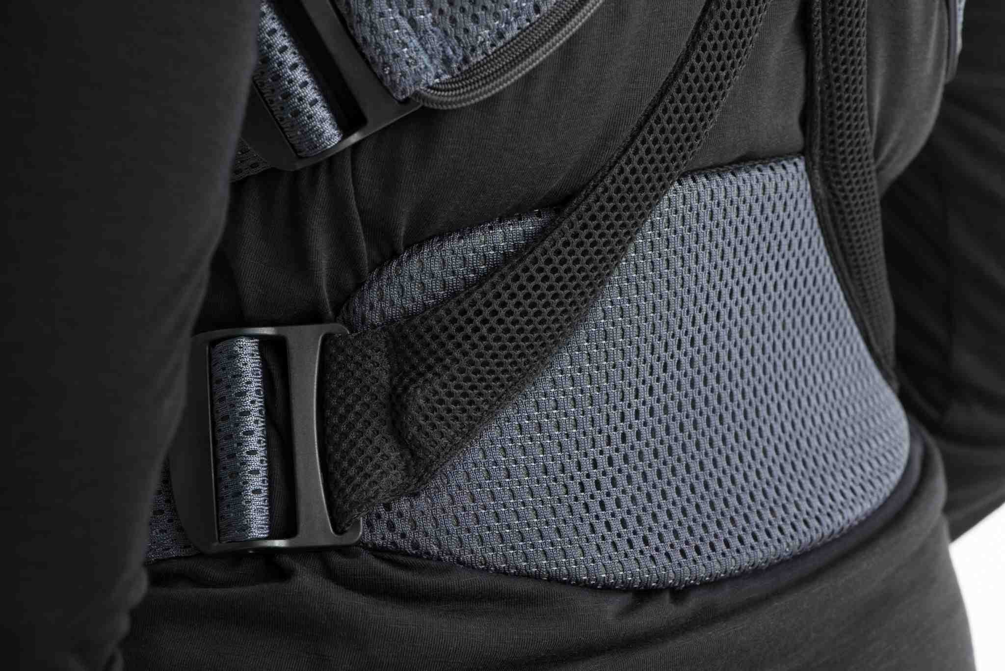 BabyBjorn, MOVE 3D Mesh - nosidełko, Antracyt BabyBjorn, MOVE 3D Mesh - nosidełko, Antracyt