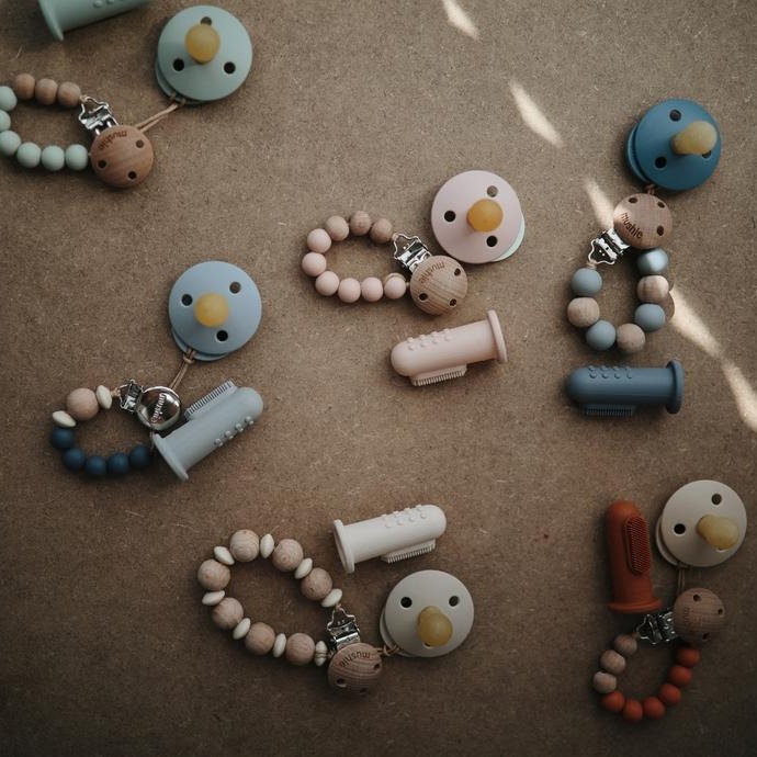 Mushie, 2 pierwsze szczoteczki na palec Stone & Tradewinds Mushie, 2 pierwsze szczoteczki na palec Stone & Tradewinds