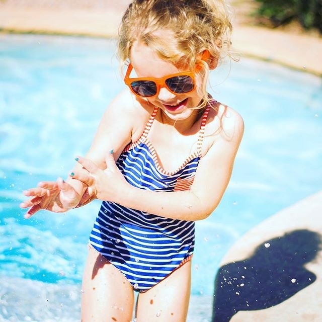 Real Kids, Okulary przeciwsłoneczne, Switch Blue-Purple 2-4 lata Real Kids, Okulary przeciwsłoneczne, Switch Blue-Purple 2-4 lata