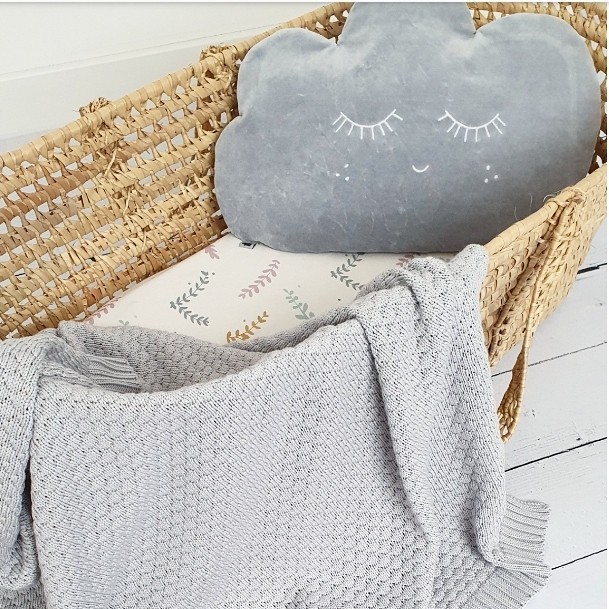 Pink No More, Poduszka chmurka GREY