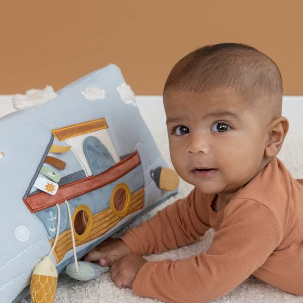 Little dutch, Zabawka edukacyjna dla niemowląt trójkąt edukacyjny Sailors Bay