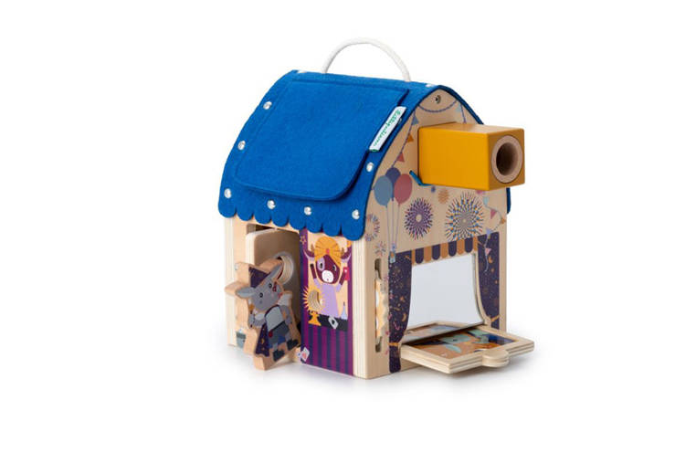 Lilliputiens, Drewniany Domek iluzjonisty 