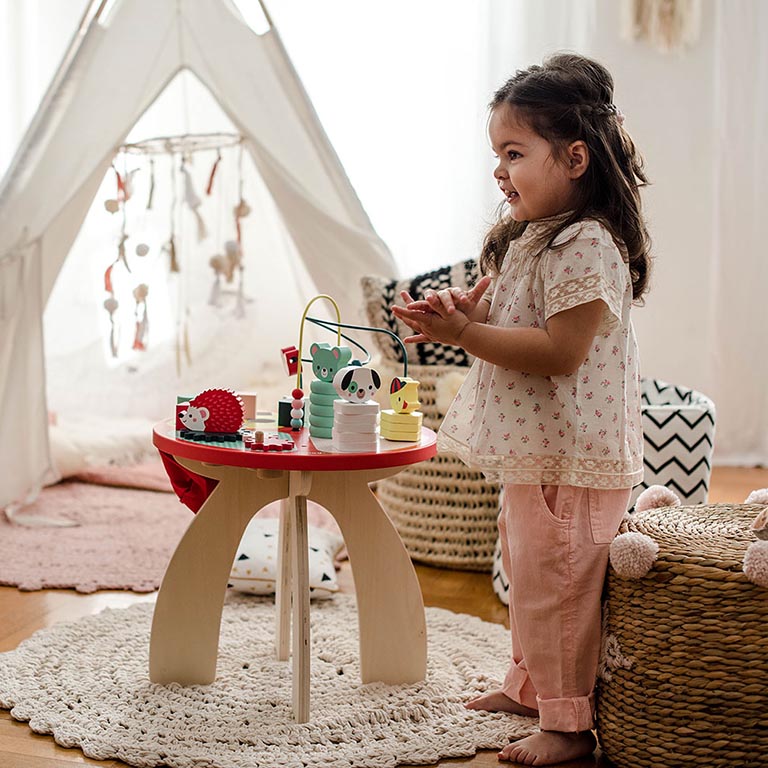 Janod, Stolik edukacyjny duży drewniany Baby Forest Janod, Stolik edukacyjny duży drewniany Baby Forest