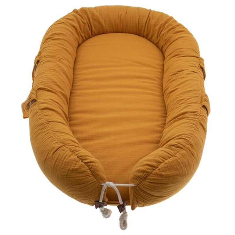 Hi Little One, Kokon gniazdko dla Noworodka z oddychającego muślinu NEWBORN NEST APRICOT