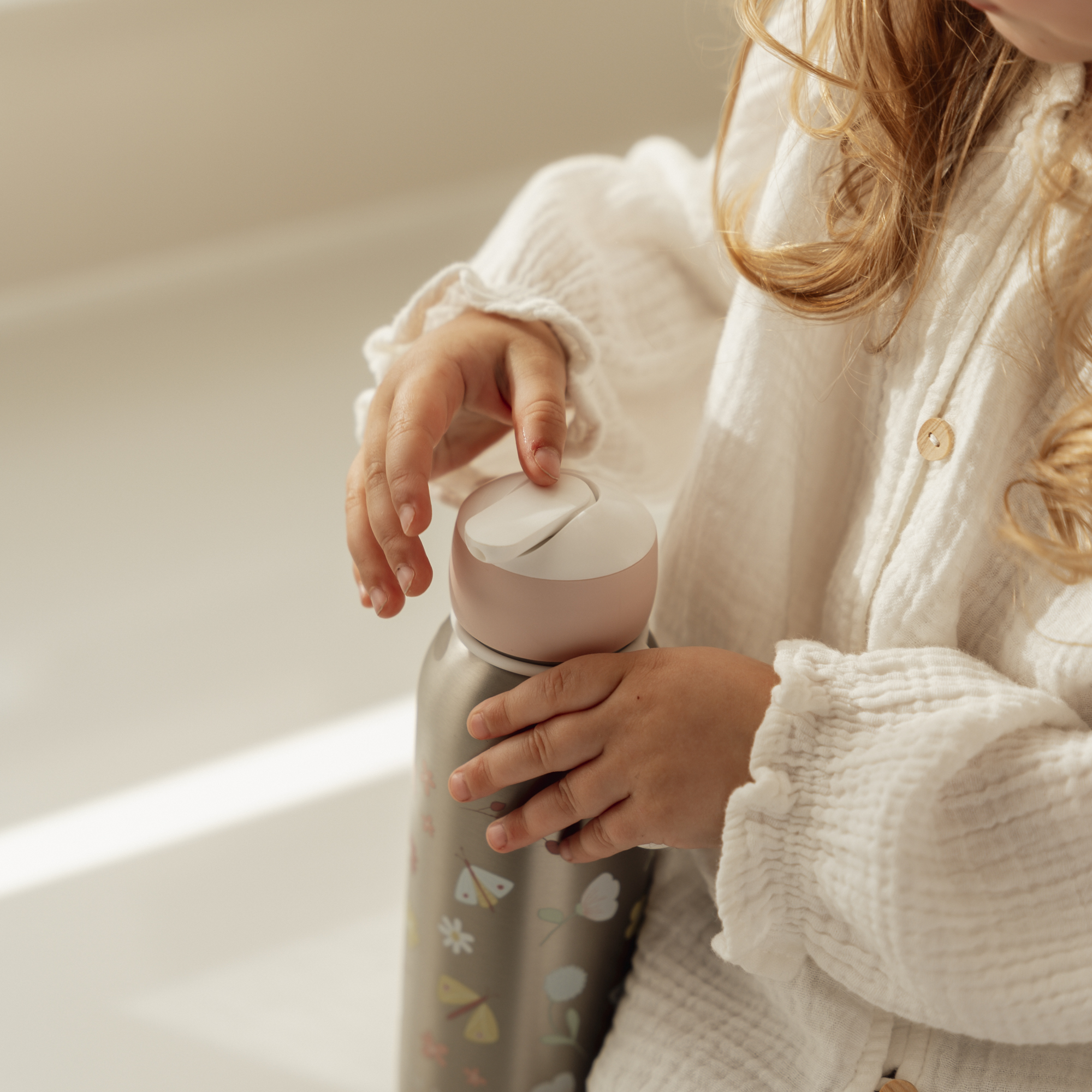 Little Dutch,  Bidon termiczny 350 ml Flowers & Butterflies