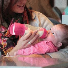 Butelka z dozownikiem B.Box