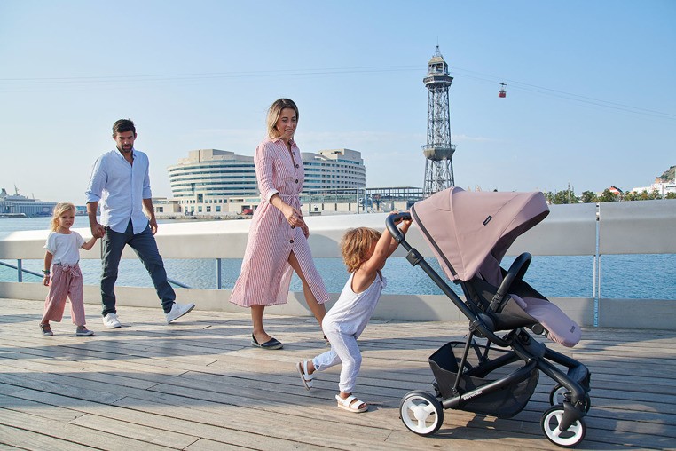 Easywalker, Charley Wózek głęboko-spacerowy Desert Pink (zawiera stelaż i siedzisko z budką) Easywalker, Charley Wózek głęboko-spacerowy Desert Pink (zawiera stelaż i siedzisko z budką)