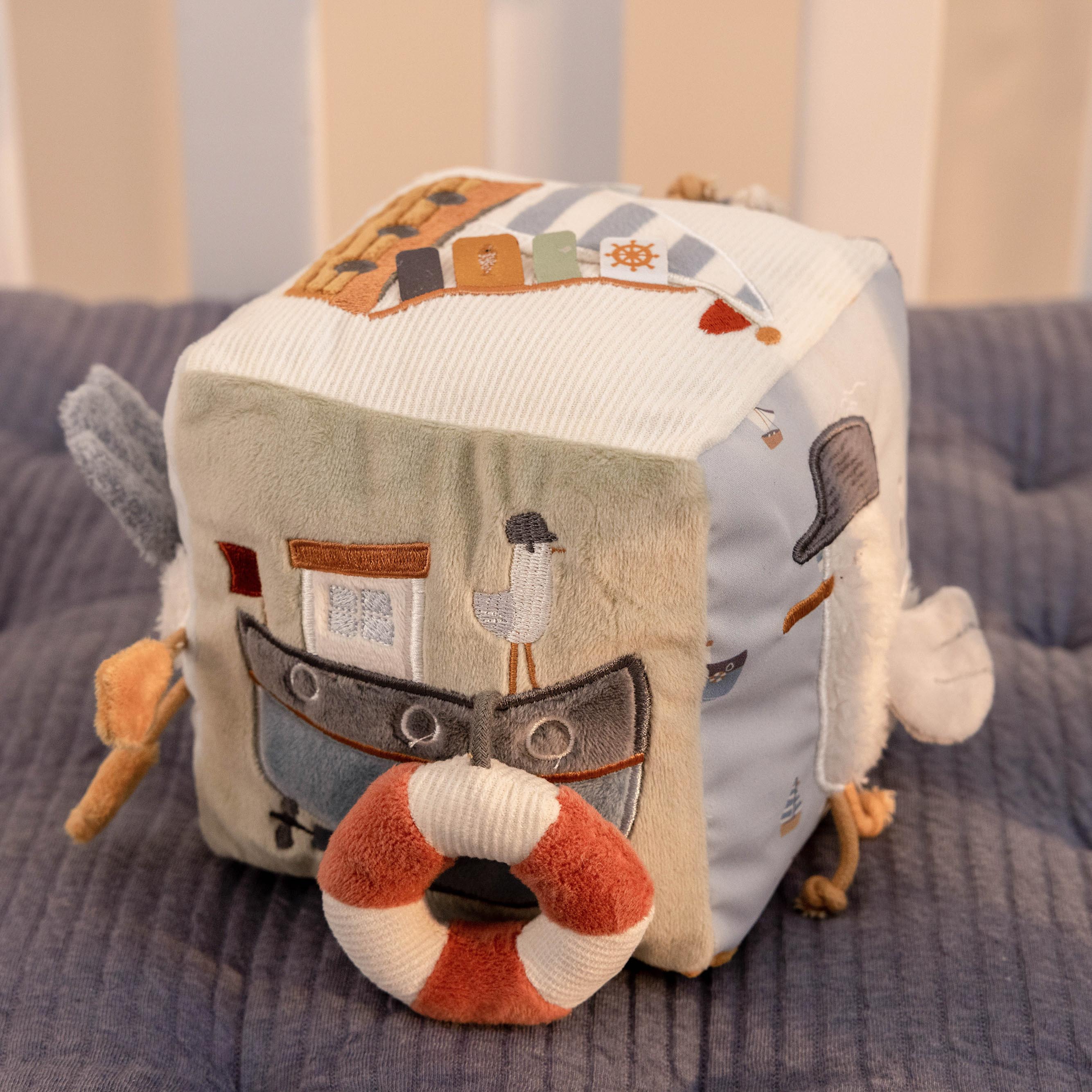 Little Dutch, Kostka aktywizująca Sailors Bay