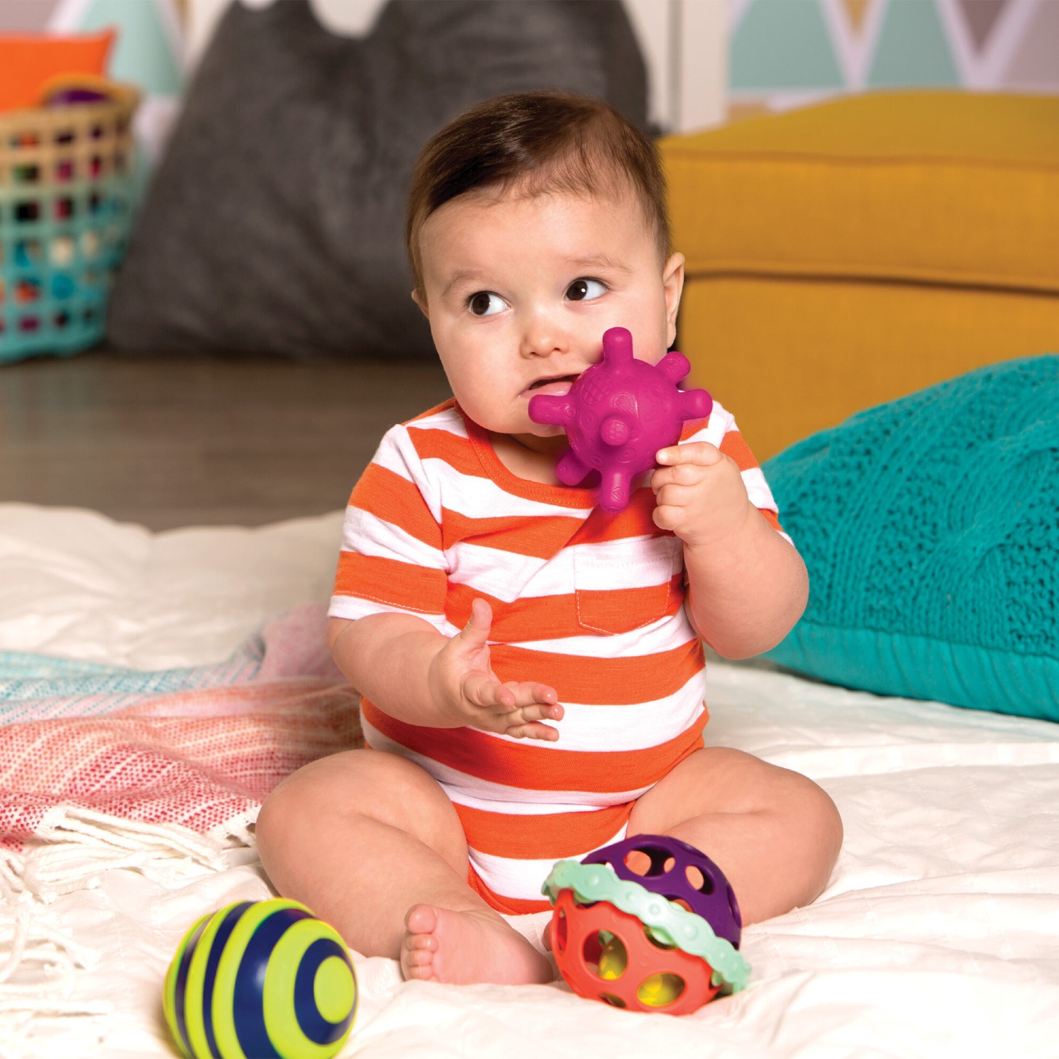 Btoys, Ball-a-baloos – piłki sensoryczne z piłką świecącą Btoys, Ball-a-baloos – piłki sensoryczne z piłką świecącą