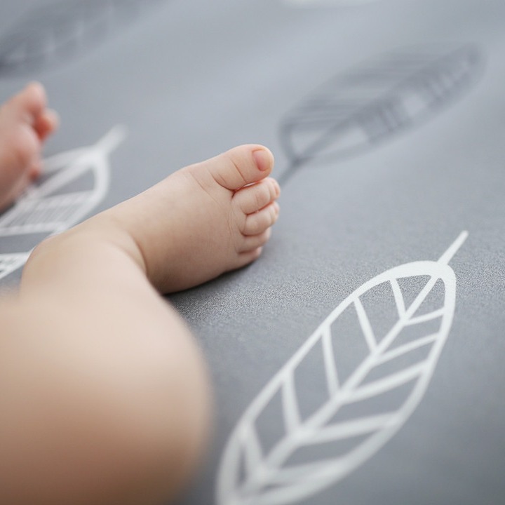 Sleepee, Prześcieradło do gondoli We Care 2-pak Grey/Piórka