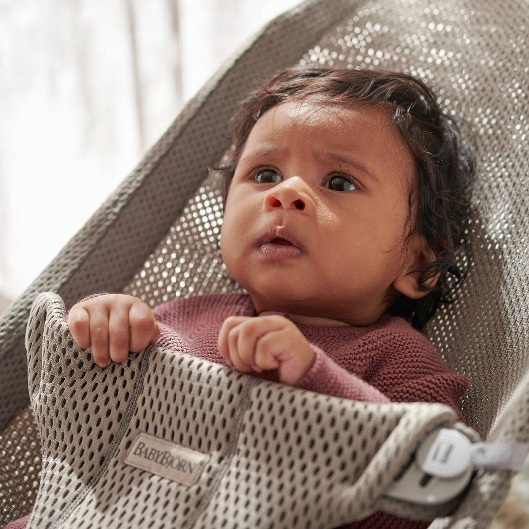BabyBjorn, leżaczek BLISS MESH - Szary Beż BabyBjorn, leżaczek BLISS MESH - Szary Beż