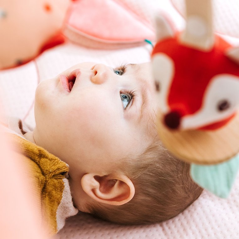 Lilliputiens, Mata edukacyjna wielofunkcyjna z pałąkami Las Lilliputiens, Mata edukacyjna wielofunkcyjna z pałąkami Las