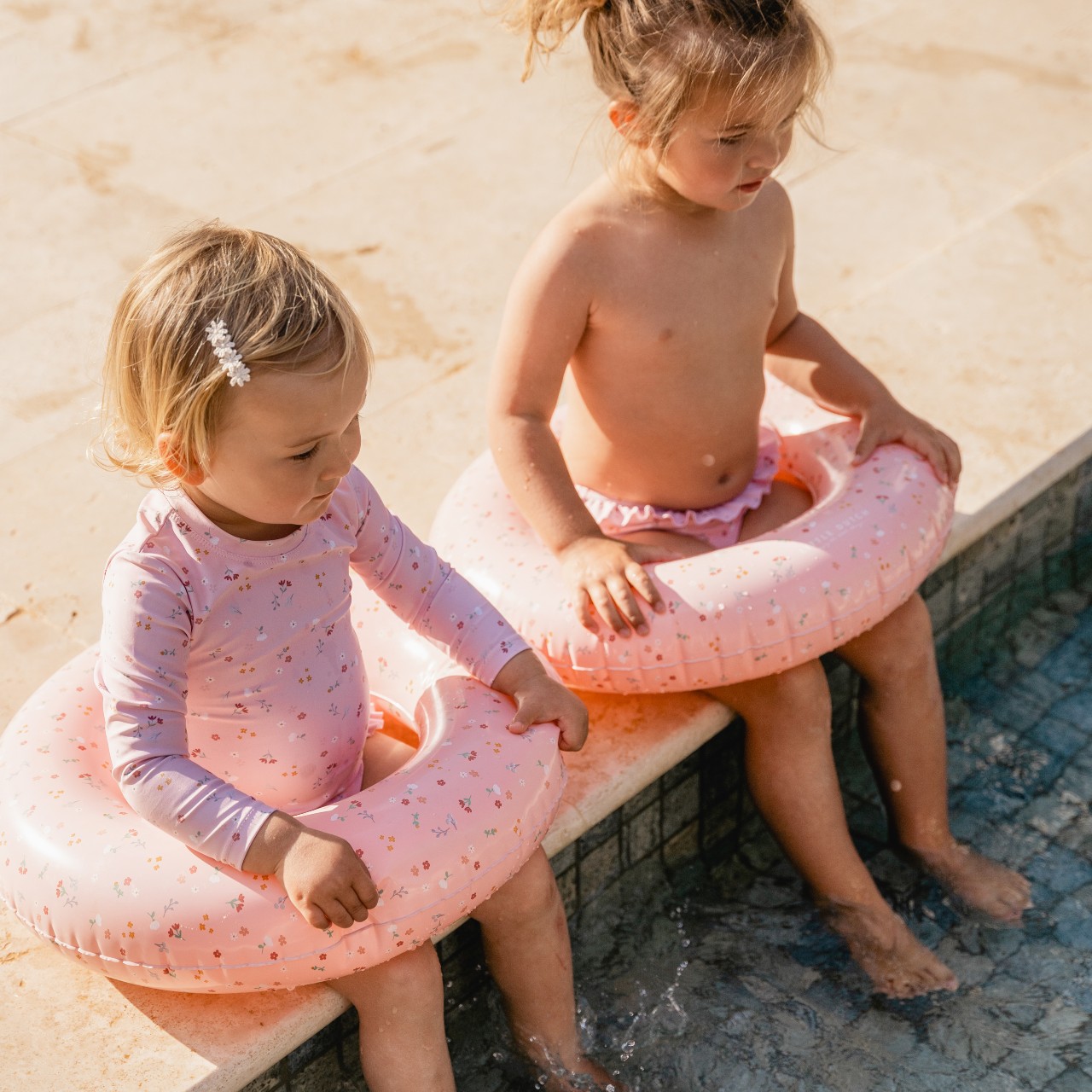Little Dutch, Swimsuit z rękawami Vintage Pink 86/92 Little Pink Flowers Little Dutch, Swimsuit z rękawami Vintage Pink 86/92 Little Pink Flowers