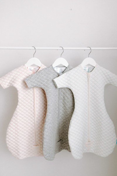 Aden & Anais, bawełniany śpiworek z rękawkami snug fit szaro - błękitny TOG 1.5, 0-3m