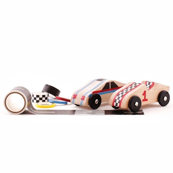 Kipod, Sticar Drewniane auta z naklejkami