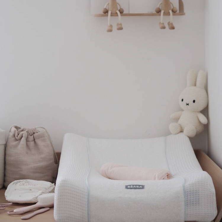 Beaba, Pokrowiec na anatomiczny przewijak Sofalange White Beaba, Pokrowiec na anatomiczny przewijak Sofalange White