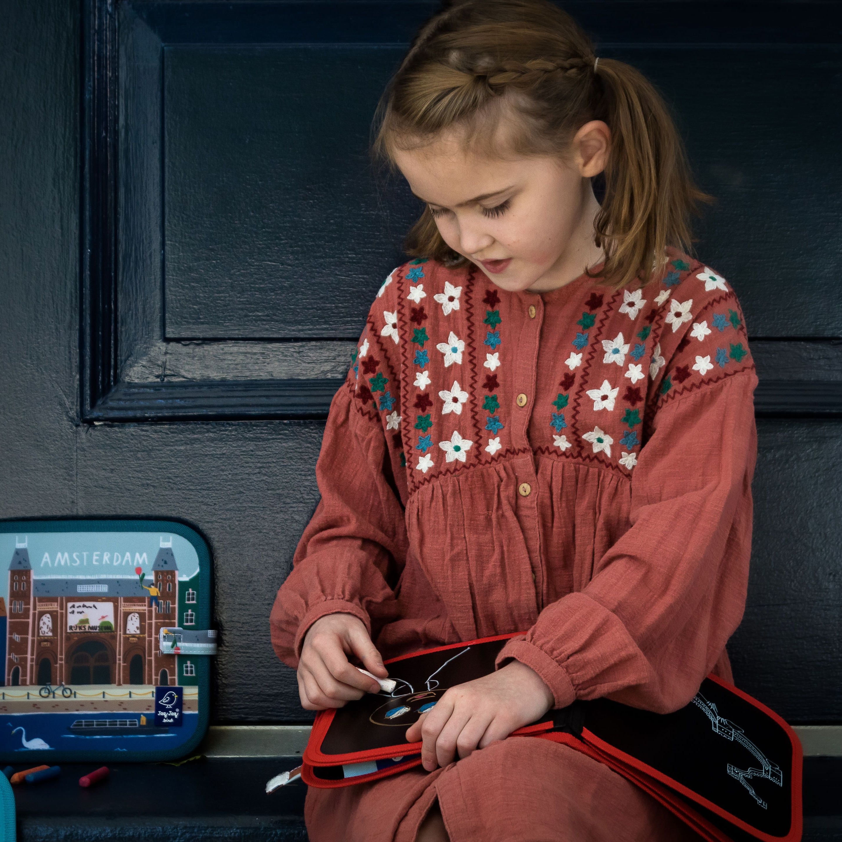 Jaq Jaq Bird, Color It Book - Amsterdam