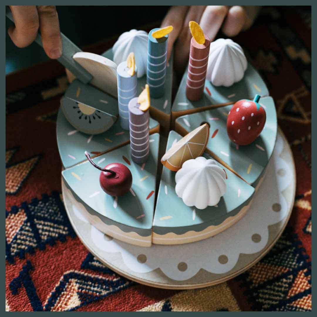 Little Dutch, Drewniany torcik urodzinowy