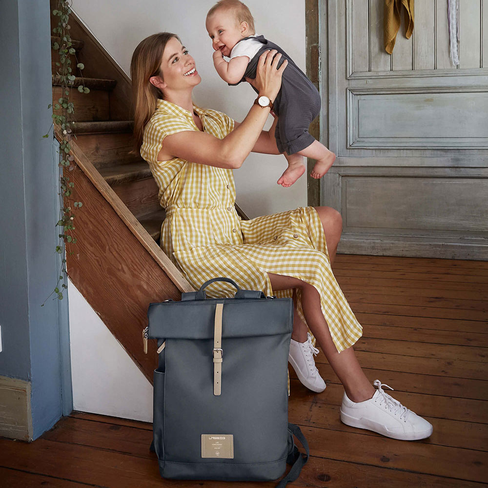 Lassig, Green Label Plecak dla mam z akcesoriami Rolltop Backpack Anthracite Lassig, Green Label Plecak dla mam z akcesoriami Rolltop Backpack Anthracite