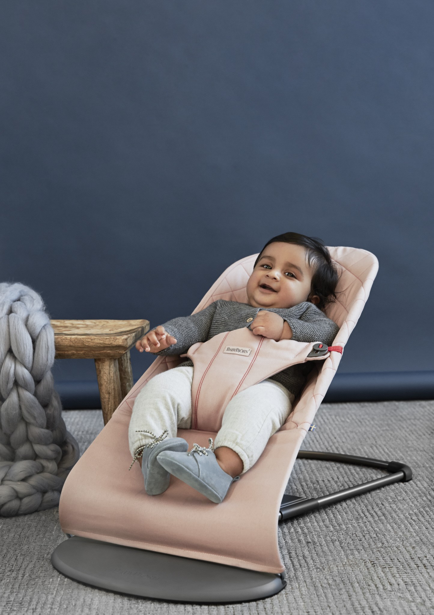 BABYBJORN, leżaczek BLISS Różany BABYBJORN, leżaczek BLISS Różany
