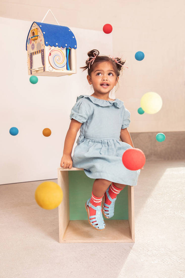 Lilliputiens, Drewniany Domek iluzjonisty 