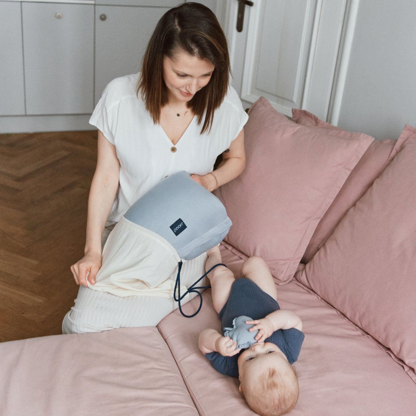 Poofi, Poduszka do karmienia na rękę - morela