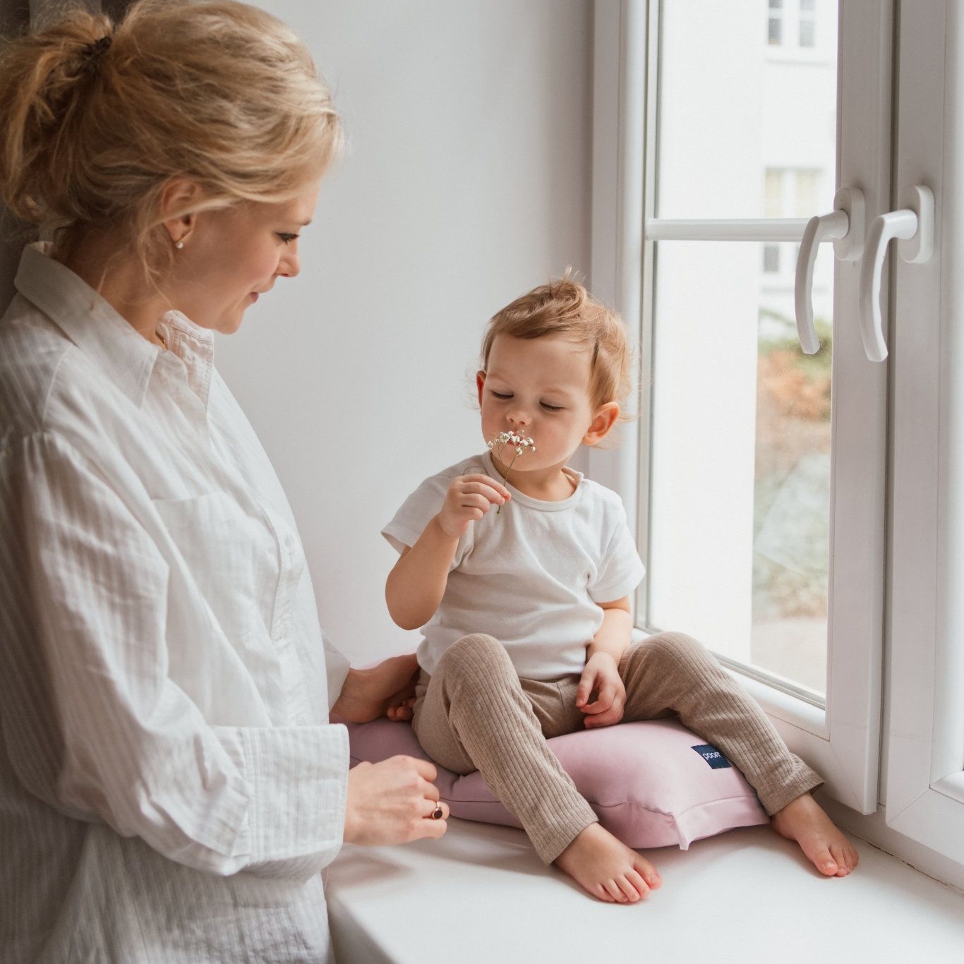 Poofi, Poduszka do karmienia na rękę - morela