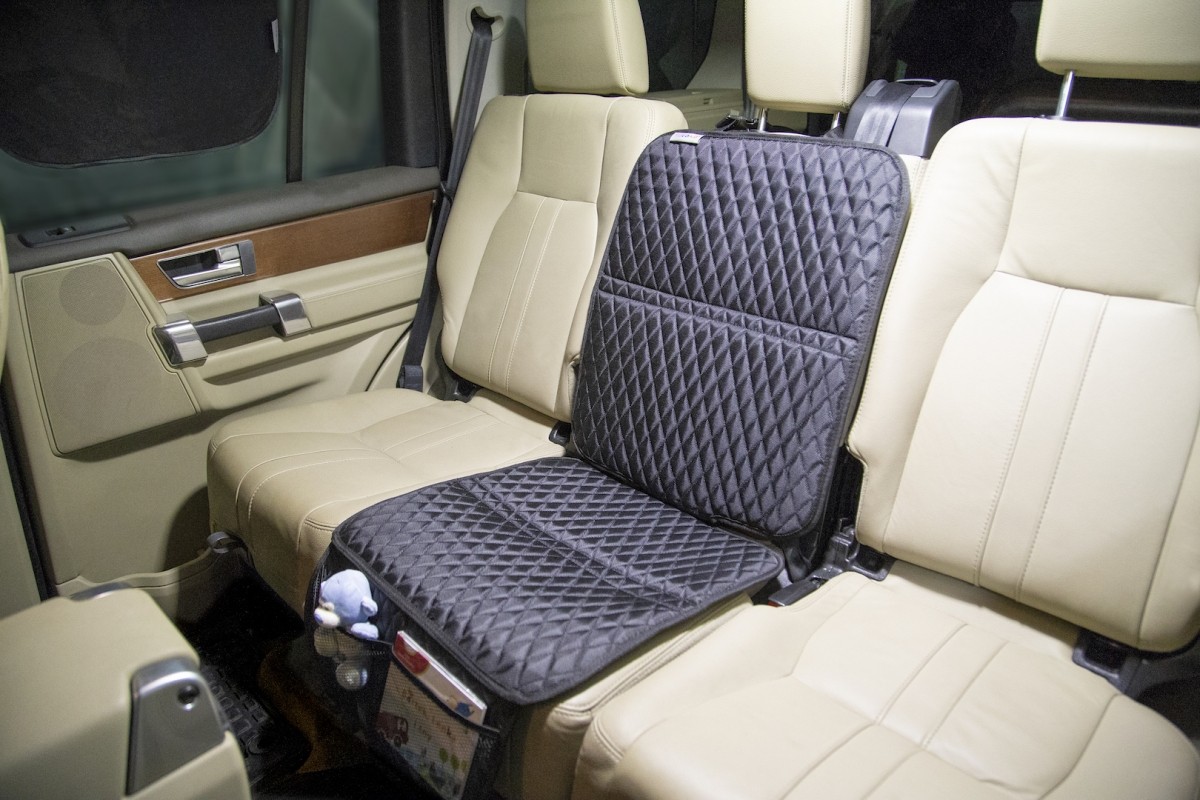 TULOKO, MATA OCHRONNA POD FOTELIK