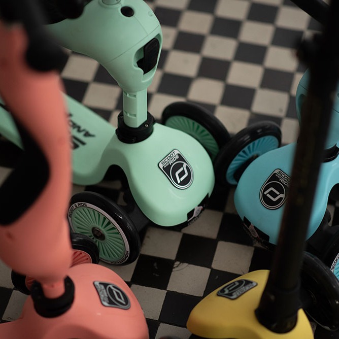 Scootandride, Kask S-M dla dzieci 3+ Blueberry kolekcja Icecream 2020