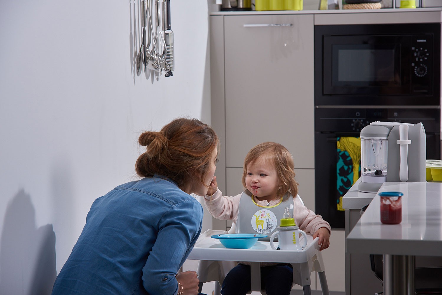 Beaba, Śliniak z kieszonką Rainbow