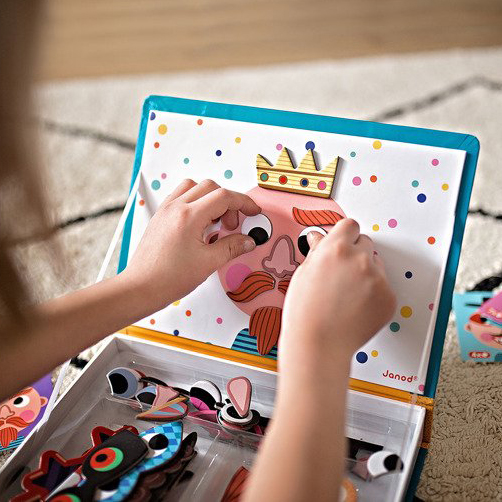 Janod, Magnetyczna układanka Śmieszne buzie Chłopiec Magnetibook Janod, Magnetyczna układanka Śmieszne buzie Chłopiec Magnetibook
