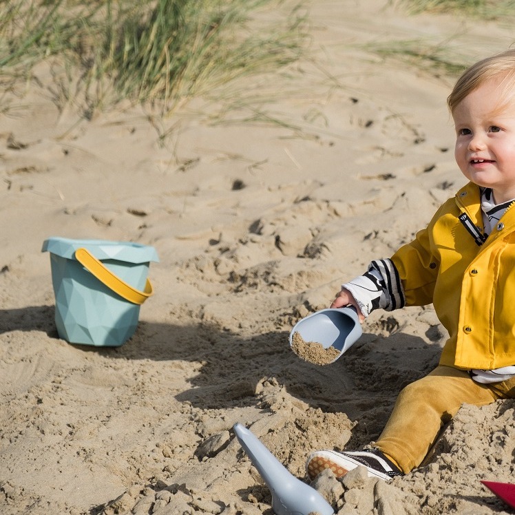 Zsilt, Wiaderko do piasku