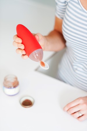 Łyżeczka do podawania pokarmu Boon niebieska Łyżeczka do podawania pokarmu Boon niebieska