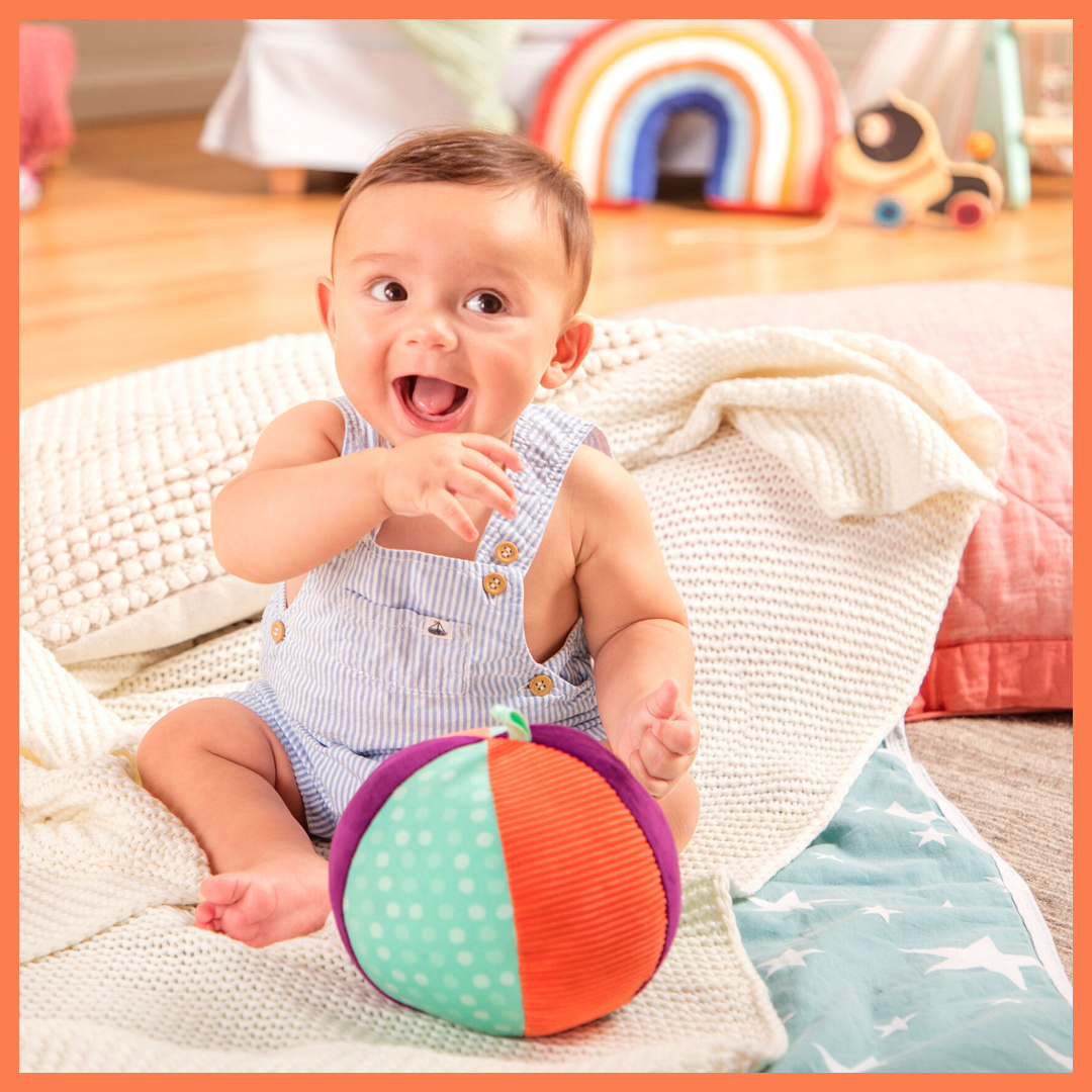 B Toys, Pluszowa piłka sensoryczna z dzwoneczkiem