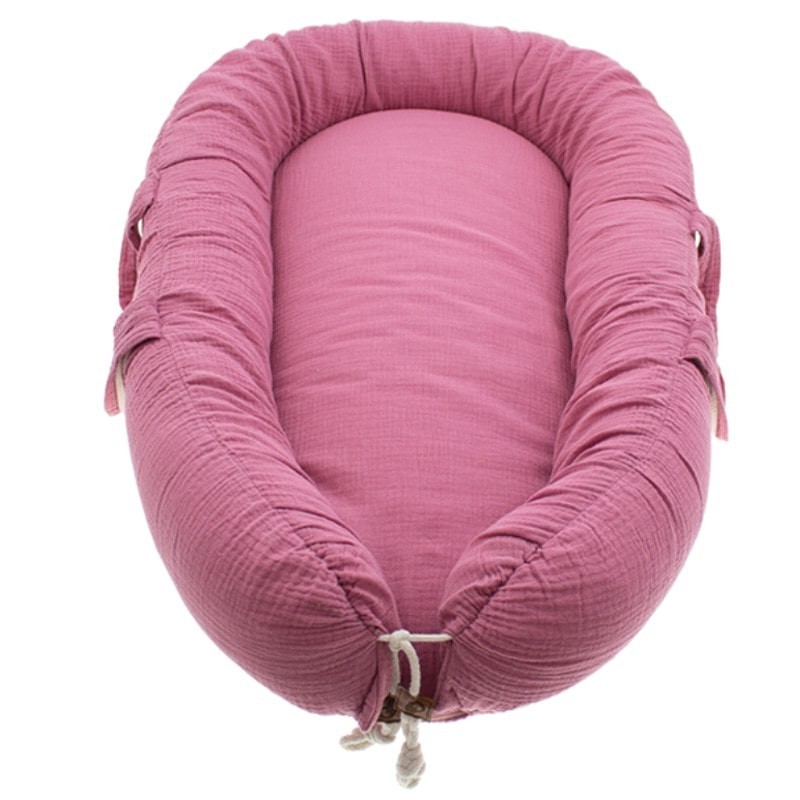 Hi Little One, Kokon gniazdko dla Noworodka z oddychającego muślinu NEWBORN NEST BABY PINK DARK