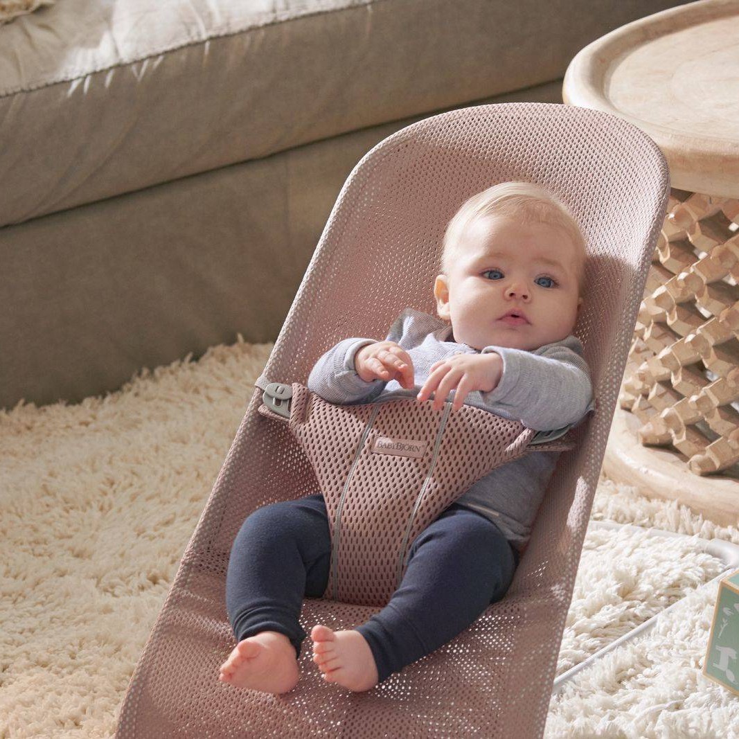 BabyBjorn, leżaczek bliss mesh Ciemny róż BabyBjorn, leżaczek bliss mesh Ciemny róż