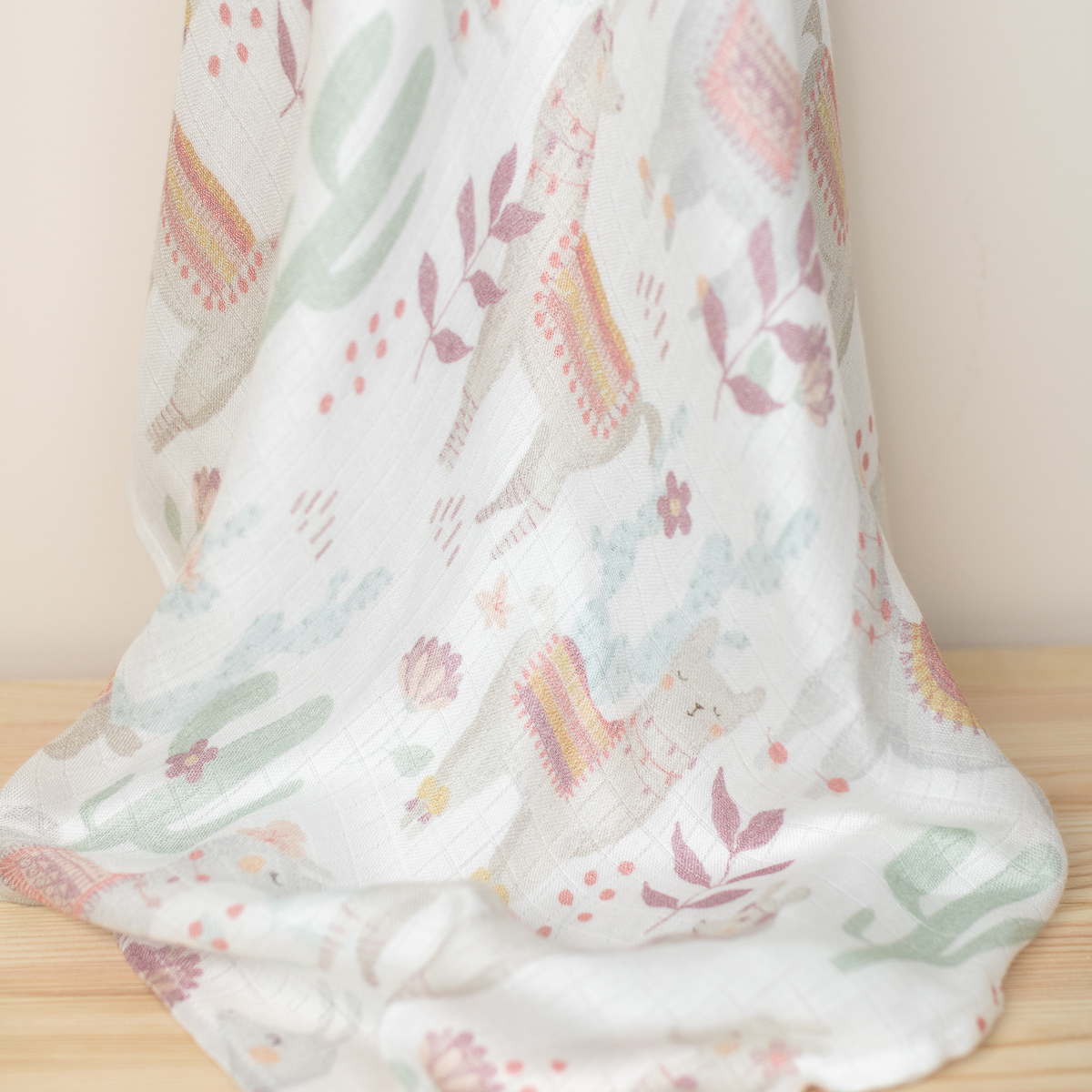 ColorStories, Pieluszka bambusowa Lazy LLamas ColorStories, Pieluszka bambusowa Lazy LLamas