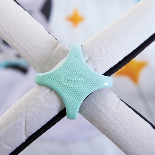 Tiny Love, Gimnastyka dla bobasa z pałąkami - Magiczna Kraina - czarno-biała