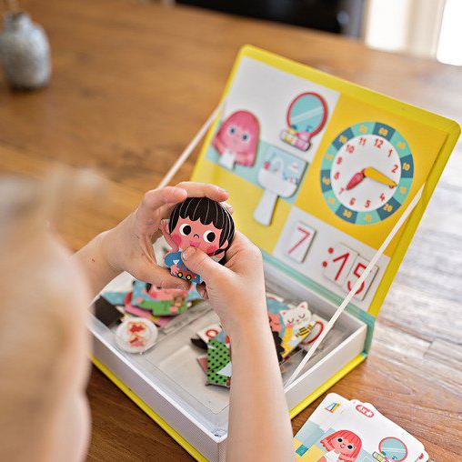 Janod, Magnetyczna układanka Uczę się zegarka Magnetibook 