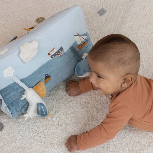 Little dutch, Zabawka edukacyjna dla niemowląt trójkąt edukacyjny Sailors Bay