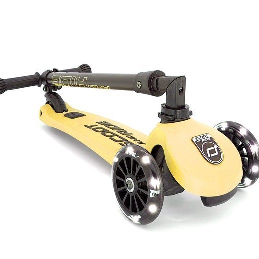 SCOOTANDRIDE Highwaykick 3 LED Hulajnoga składana ze świecącymi kółkami 3+ Lemon SCOOTANDRIDE Highwaykick 3 LED Hulajnoga składana ze świecącymi kółkami 3+ Lemon