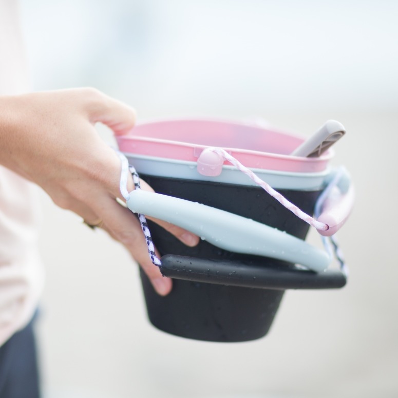 Scrunch, Składane wiaderko do wody i piasku - Miętowy