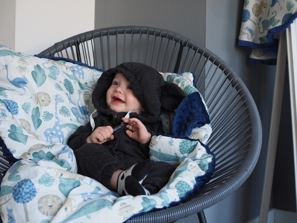 La Millou, BY MAJA BOHOSIEWICZ - KOCYK ŚREDNIAKA - UNICORN RAINBOW KNIGHT - GREY