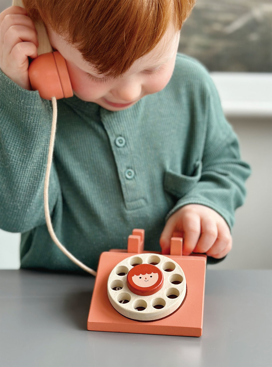 Mentari, Drewniany telefon stacjonarny Mentari, Drewniany telefon stacjonarny