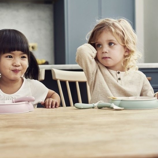 BABYBJORN zestaw do karmienia powder green