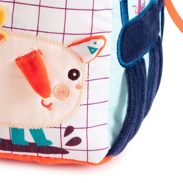 Lilliputiens, Dźwiękowa kostka aktywizująca wielofunkcyjna Farma 9 m+