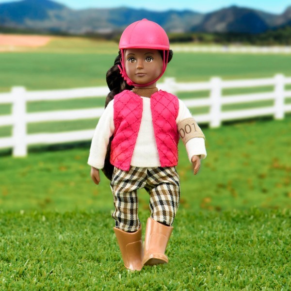Lori, Lalka SERAYA - dżokejka, ciemnoskóra w różowej kamizelce
