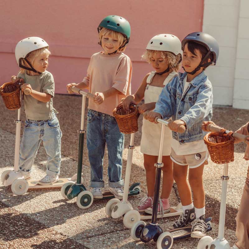 Banwood, dziecięcy kask rowerowy sky